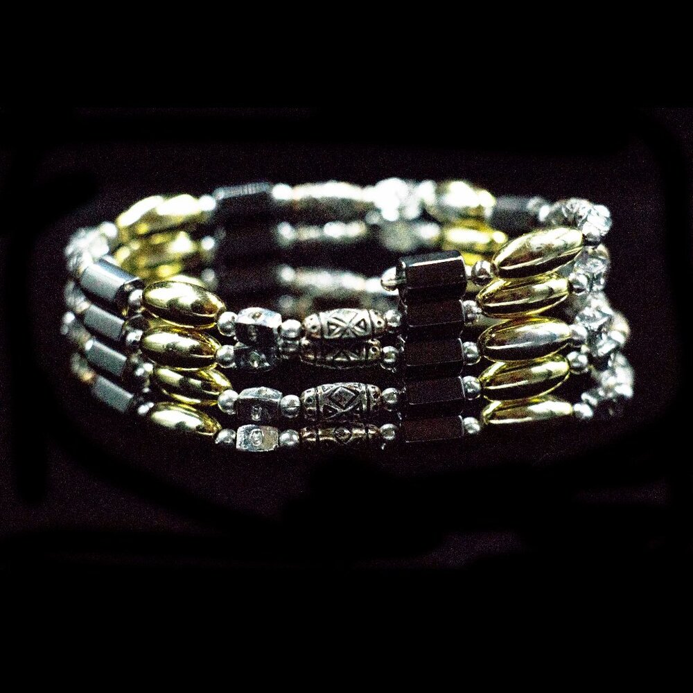 MAGNETIC HEMATITE & SILVER TONE BEAD BRACELET/NECKLACE - JBGHmD1